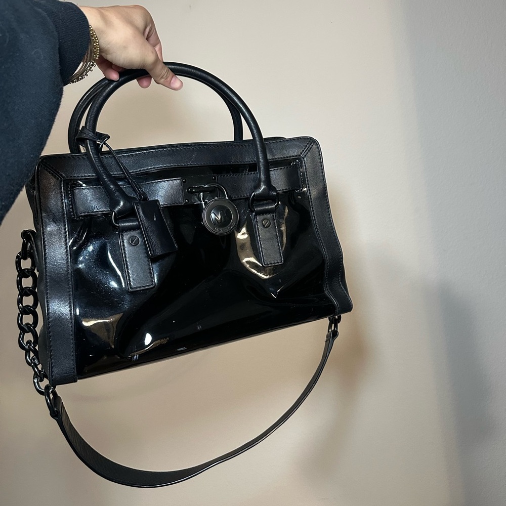 LIMITED EDITION black Michael Kors with lock and key
